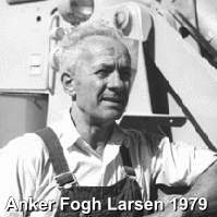  Leihan A. Fogh Larsen 
 Nrremarksvej 13, 9270 Klarup
 Tlf: 98 31 80 65 - Mobil: 22 77 15 05  
 Al kørsel udføres med 
 boogie-, tipsætte- og kranvogn, gummiged og rendegraver. 
 Udlejning af containere. 
 Snerydning. 
 Sand, grus og muld leveres fra egen grusgrav 